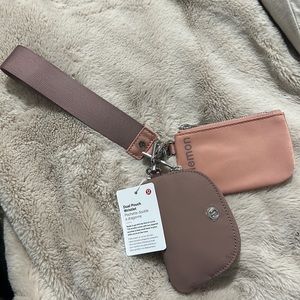 Lululemon dual pouch